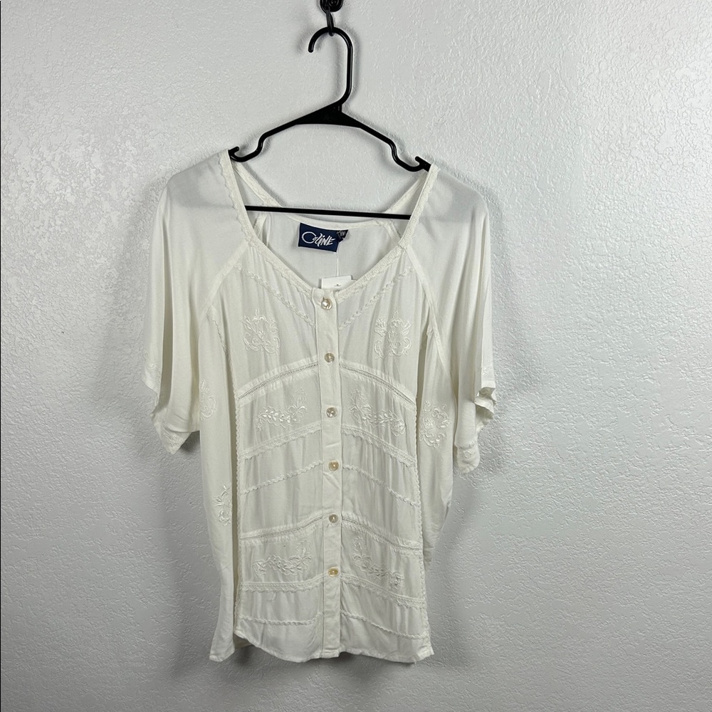 Coline Women’s Cream Button-Front Blouse Floral Embroidered tie Back Sz XXL NWT